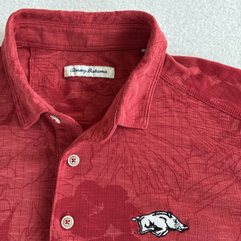 Tommy Bahama Polo Shirt Arkansas Razorbacks Floral Print Red Mens Large Tencel